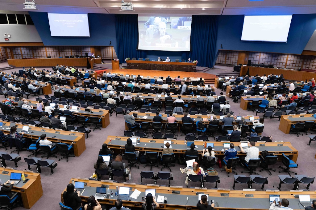 Aerial view of the IPCC's plenary session.