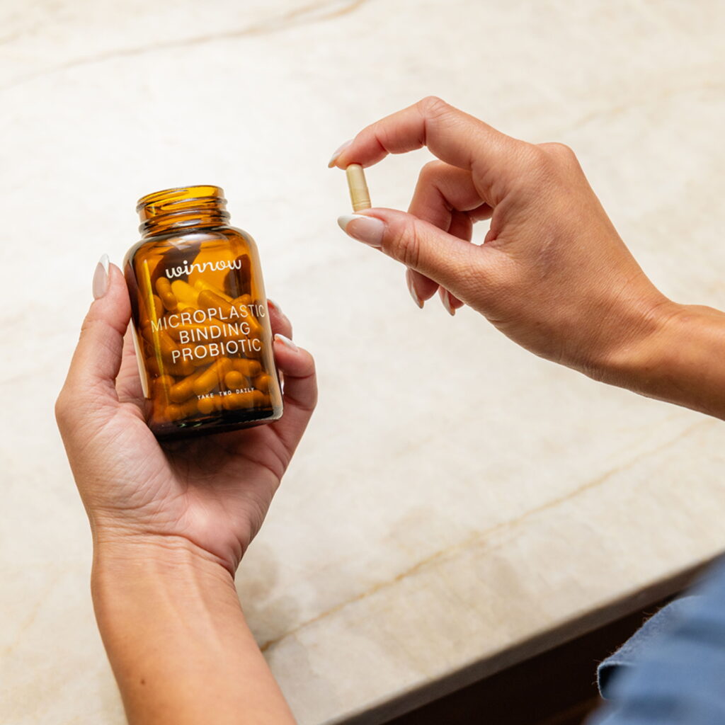 Winnow Review: A Probiotic That Binds Microplastics