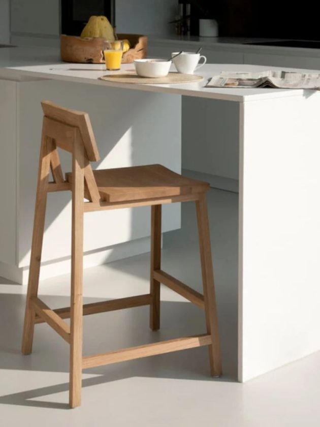 FSC-Certified solid oak counter stool